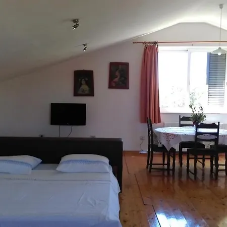 Apartment Elinor 2 Rovinj Exterior photo